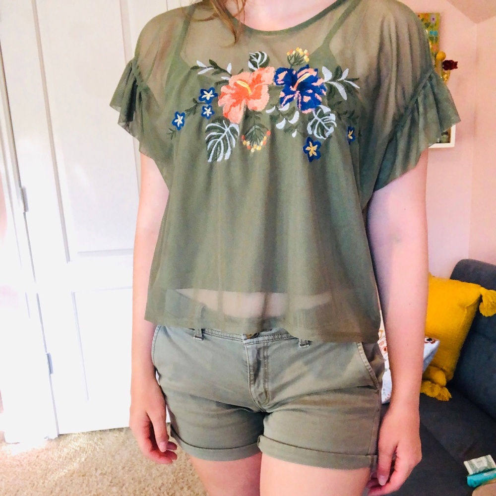 Green Flower Top